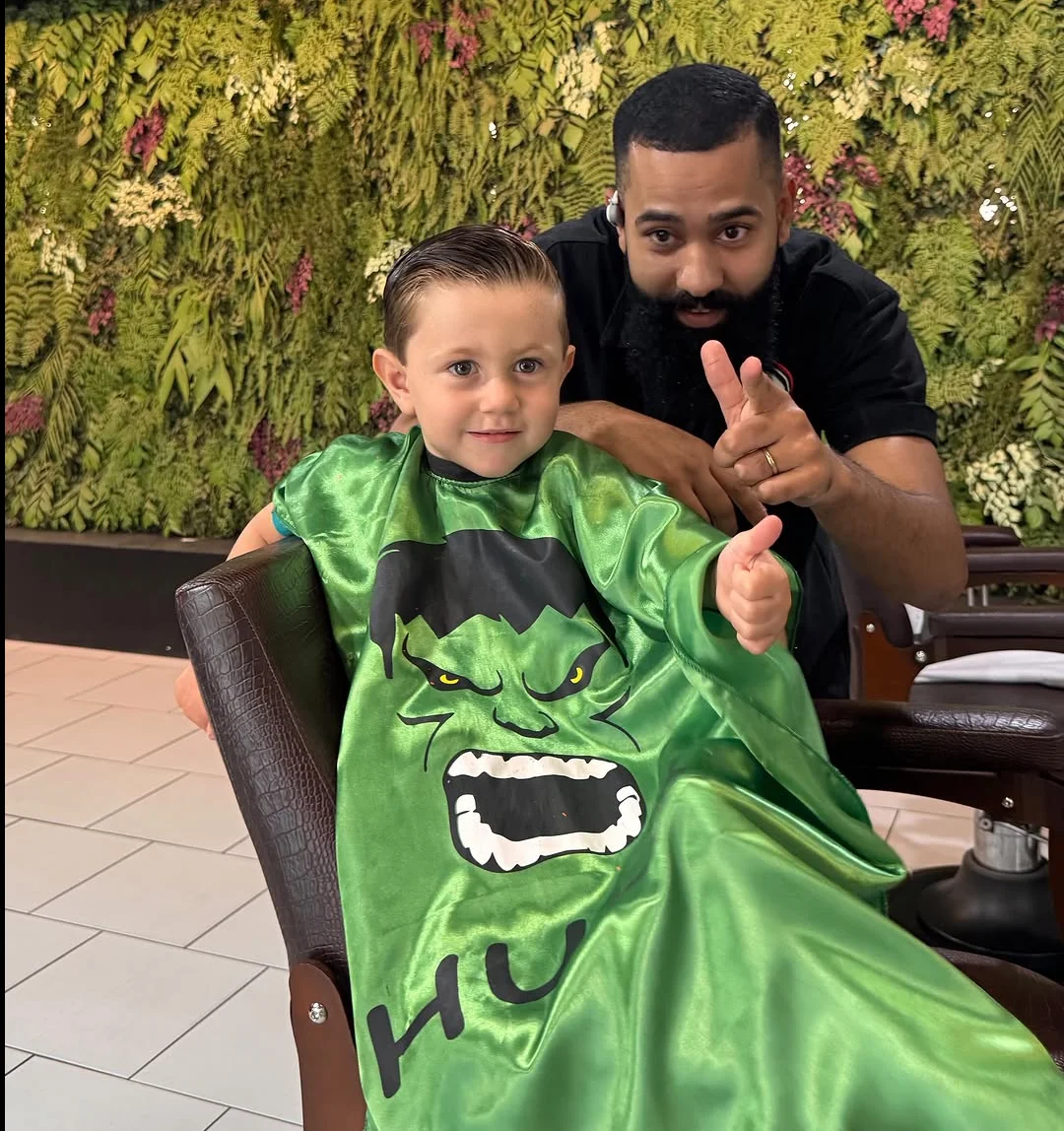 Corte infantil na Peaky Barbers, em Santana de Parnaíba